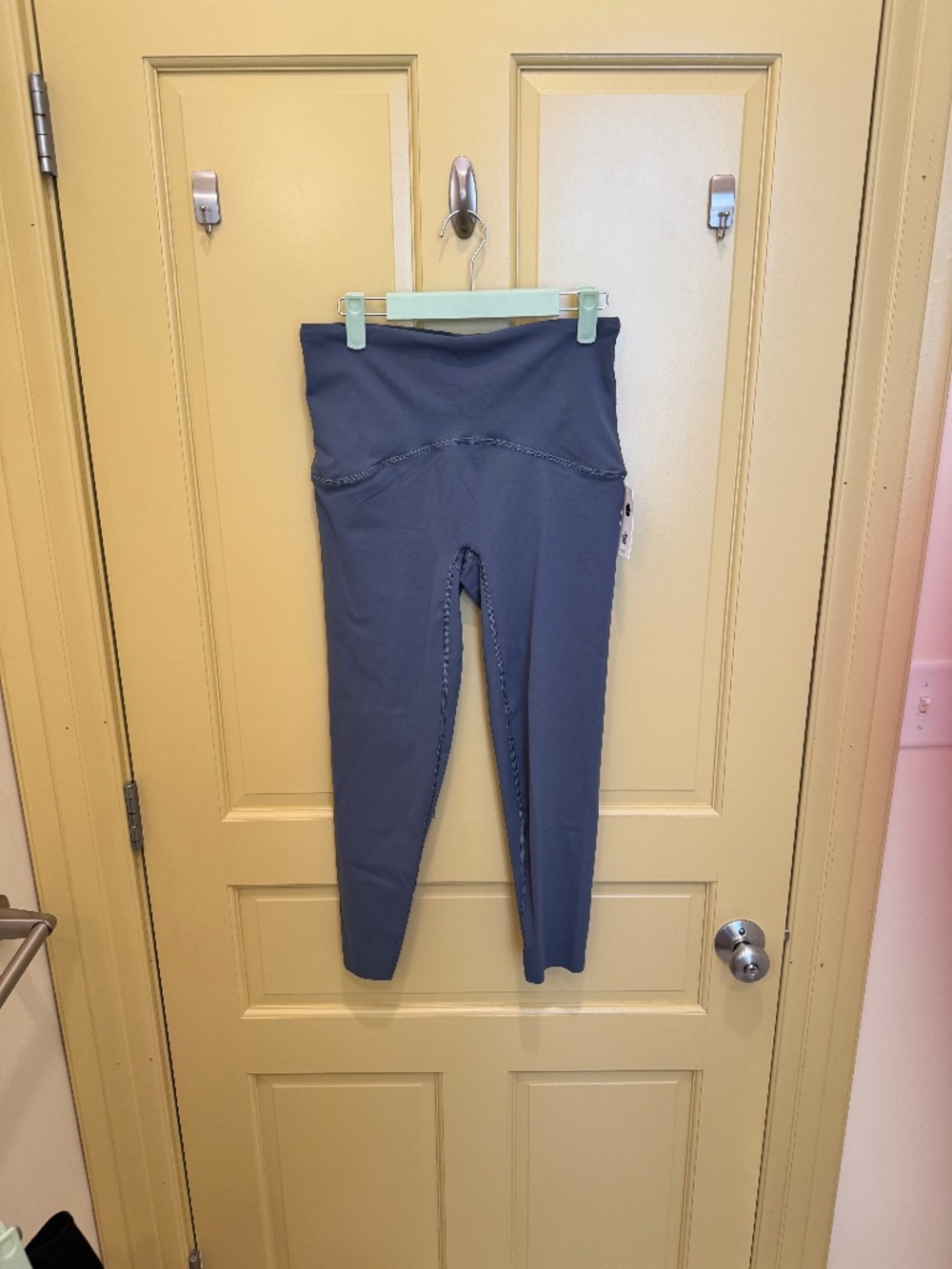 NWT Spanx Booty Boost Active 7/8 Leggings Blue — Size L